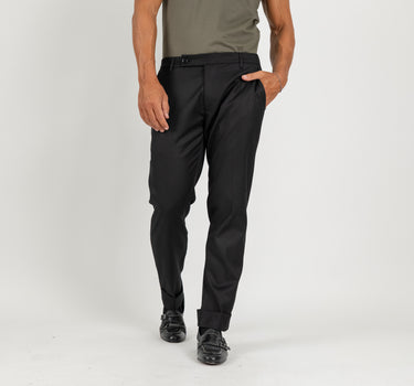 Pantalone classico con risvolto alto - Nero
