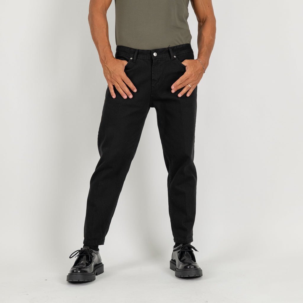 Vaqueros ajustados de color liso - Negro