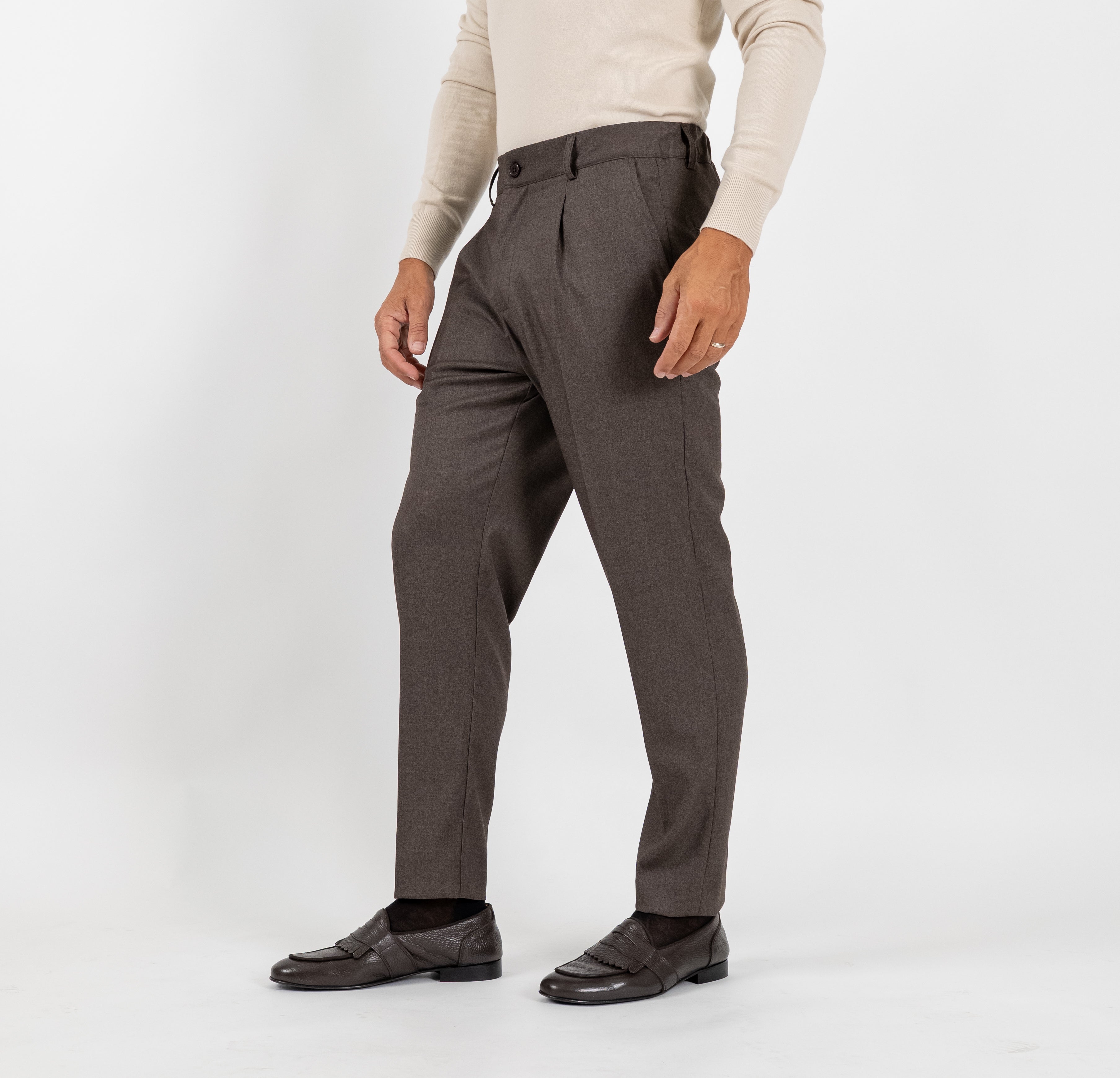 Pantalone Classico con Bottone Centrale e Molla sul Retro - Moro