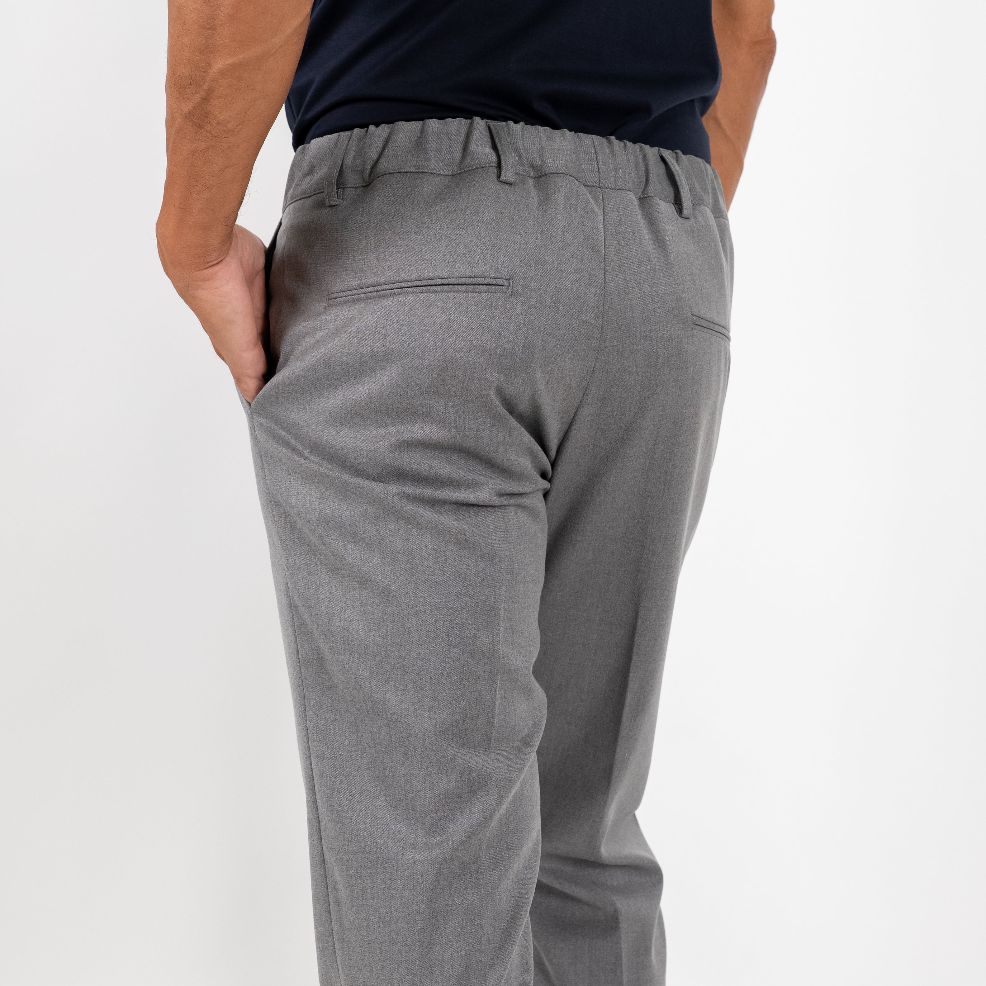 Pantalone Classico con Bottone Centrale e Molla sul Retro - Grigio