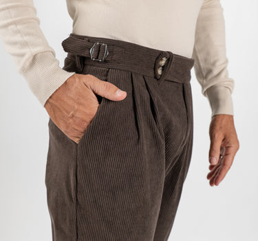 Classic Trousers with Pleats - Beige 