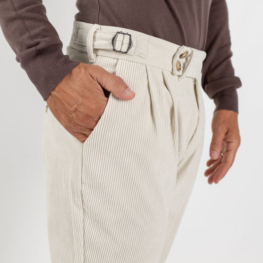 Pantalone effetto velluto con fibbia laterale - Panna
