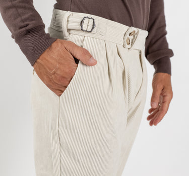 Classic Trousers with Pleats - Beige 