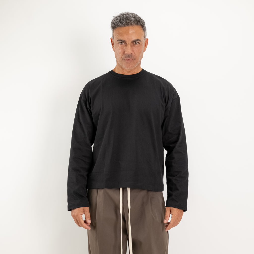 Langarm-T-Shirt in Boxy-Passform - Schwarz