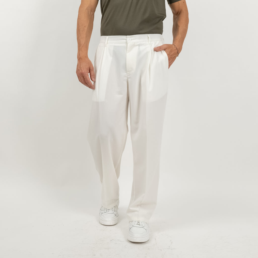 Palazzo trousers with a spring on the back and wide bottom - White