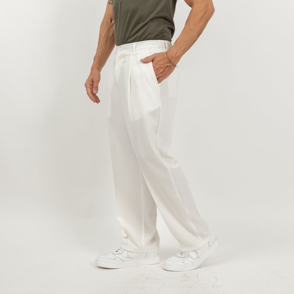 Palazzo trousers with a spring on the back and wide bottom - White