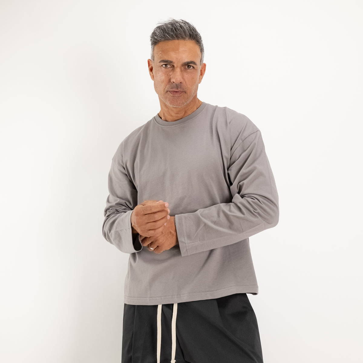 Langarm-T-Shirt in Boxy-Passform - Eisen