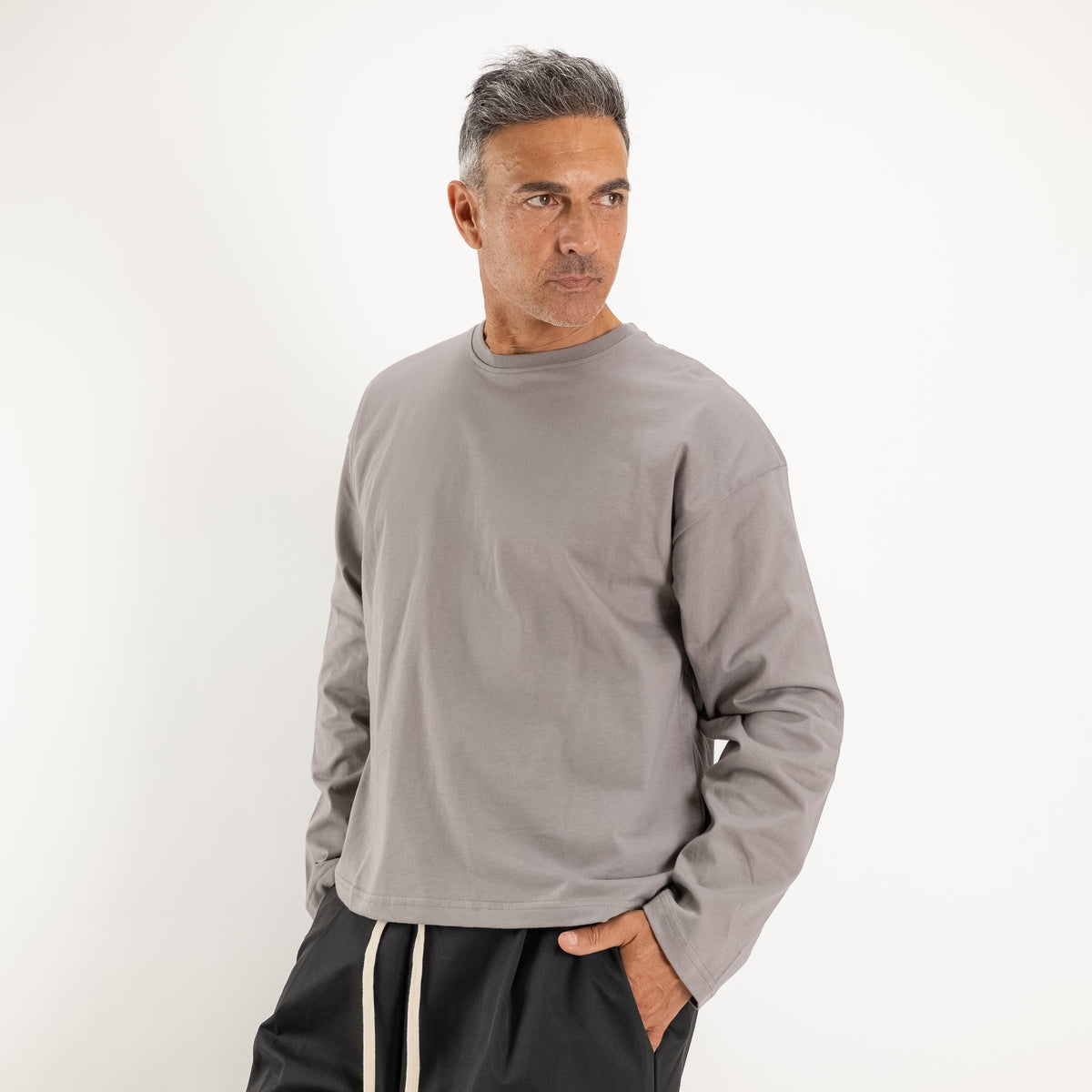Langarm-T-Shirt in Boxy-Passform - Eisen