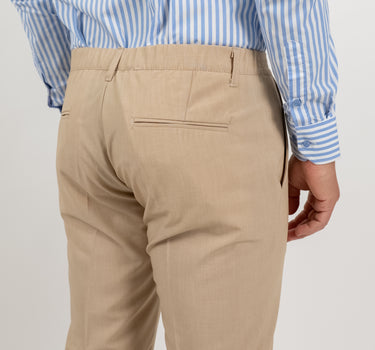 Pantalone classico con risvolto alto - Beige