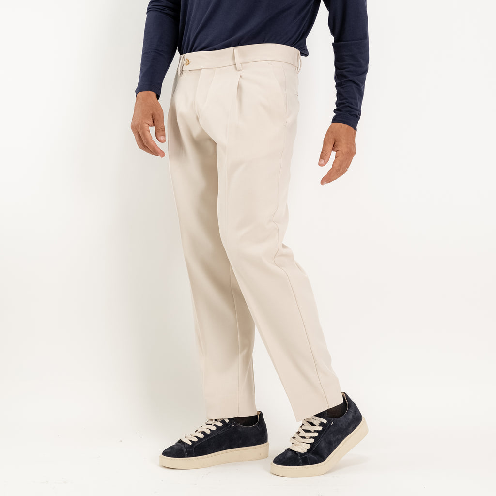 Pantalon slim fit à pinces - Beige