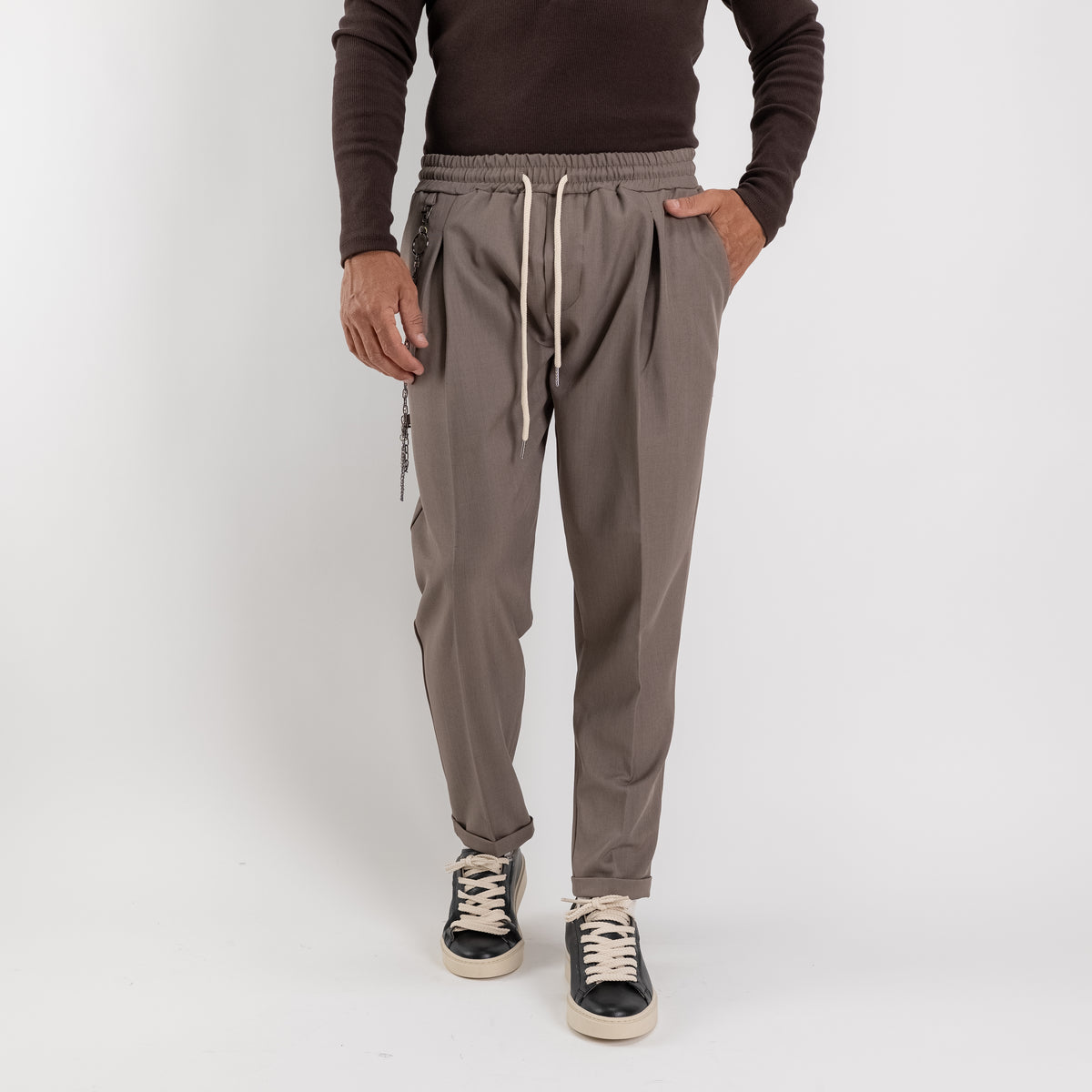 Pantalaccio slim con pinces - Fango