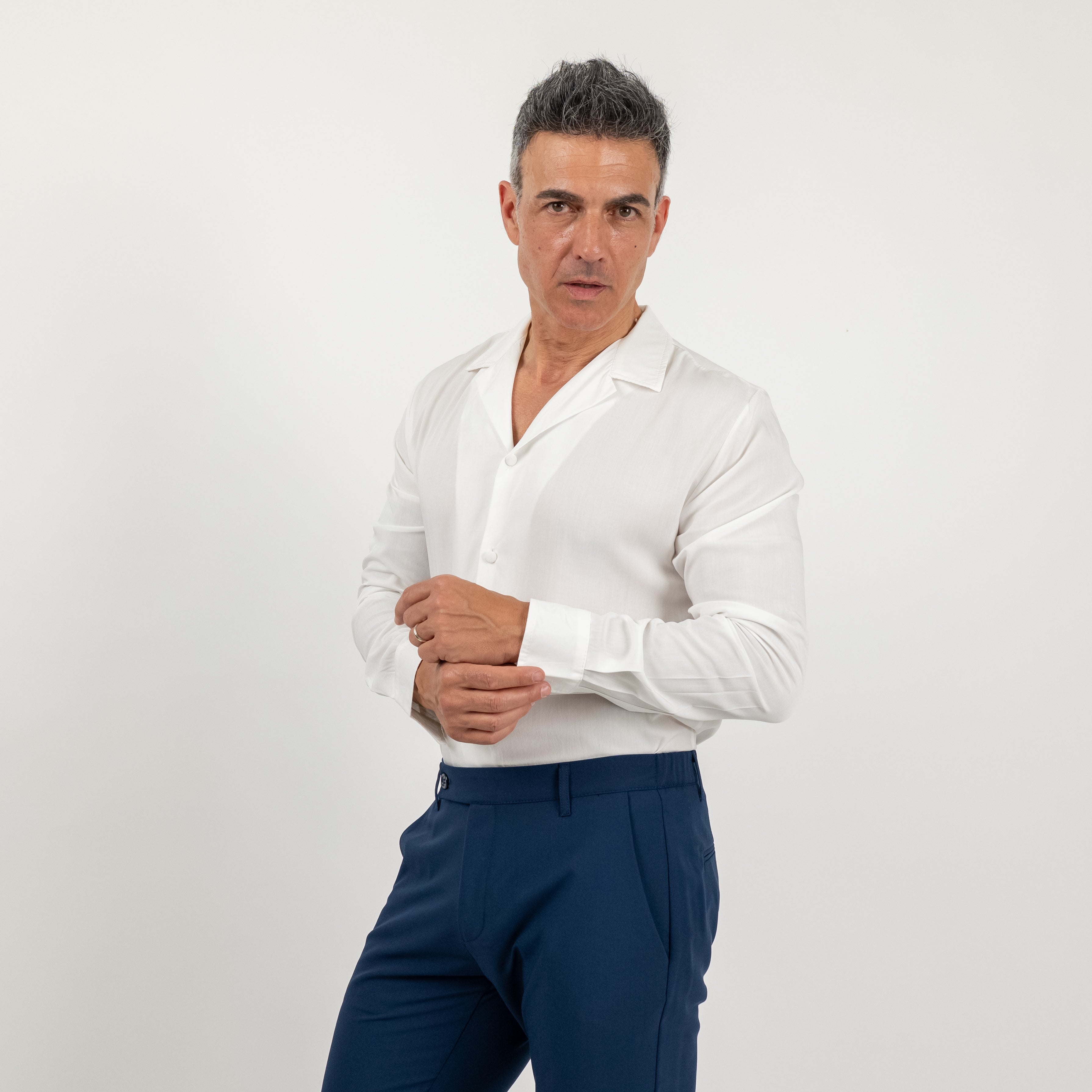 Camicia in viscosa con bottoni ricoperti - Bianco