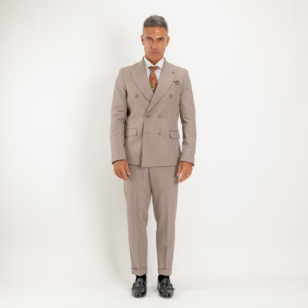 Abito doppio petto con pantalone con fibbia laterale - Fango