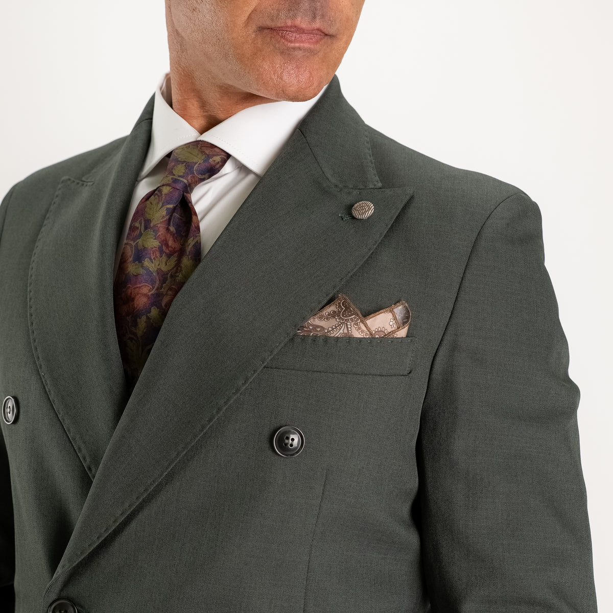 Abito doppio petto con pantalone con fibbia laterale - Verde