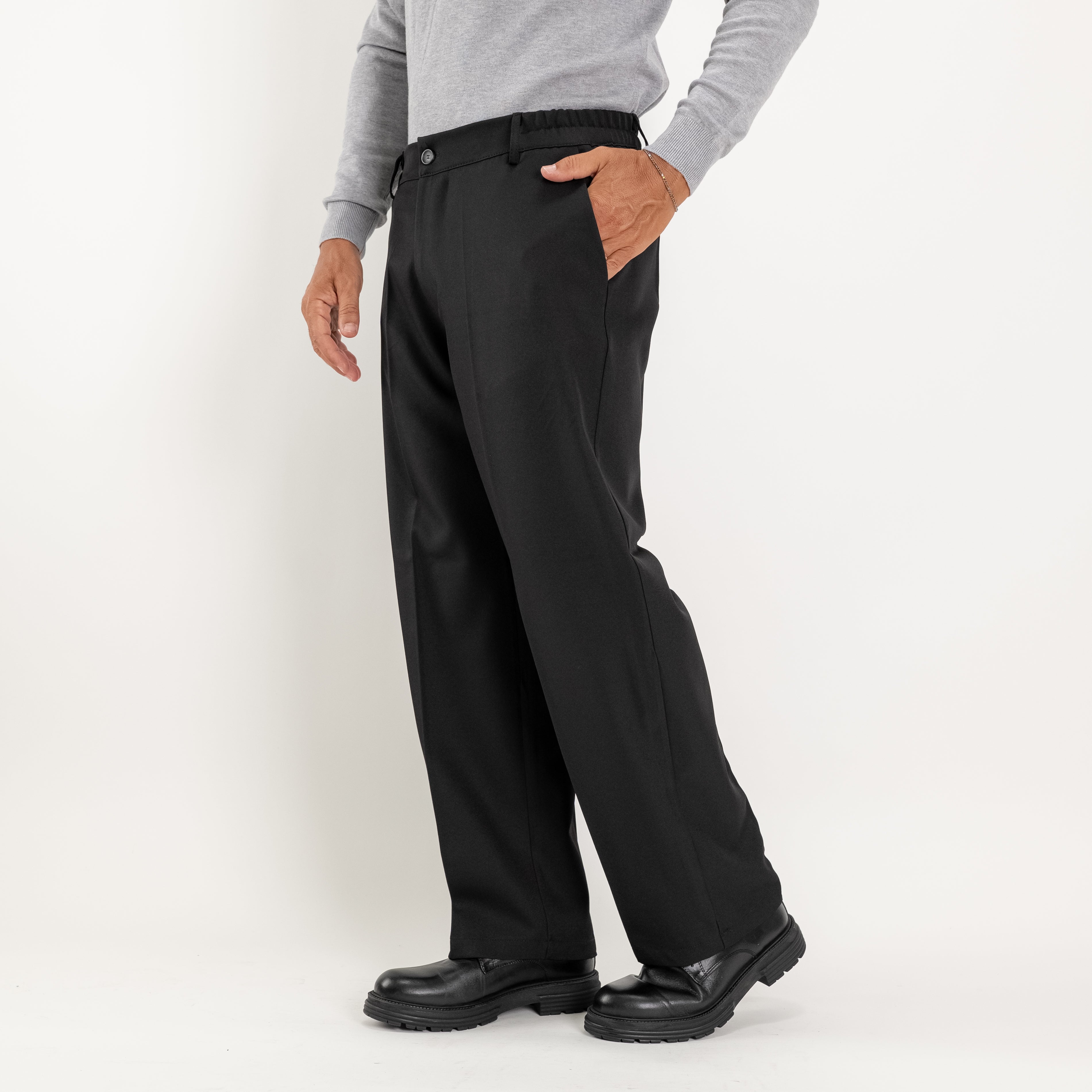 Pantalone palazzo taglio dritto con molla sul retro - Nero