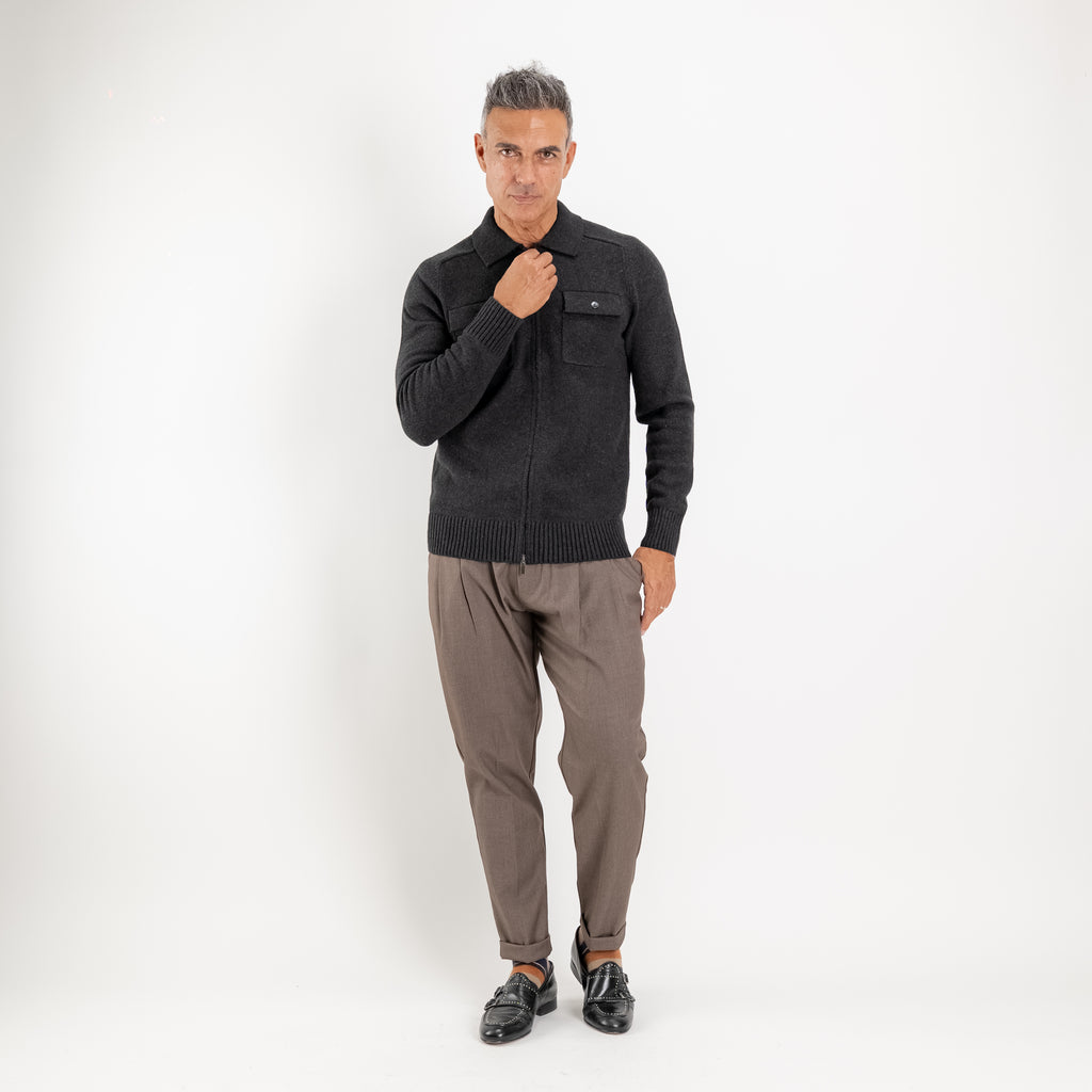 Chaqueta de punto con cremallera y bolsillos aplicados - Negro