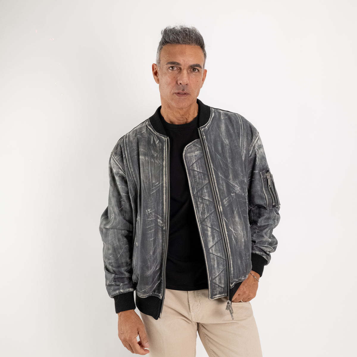Bomber in Pelle Effetto Vintage Washed con Tasca Utility