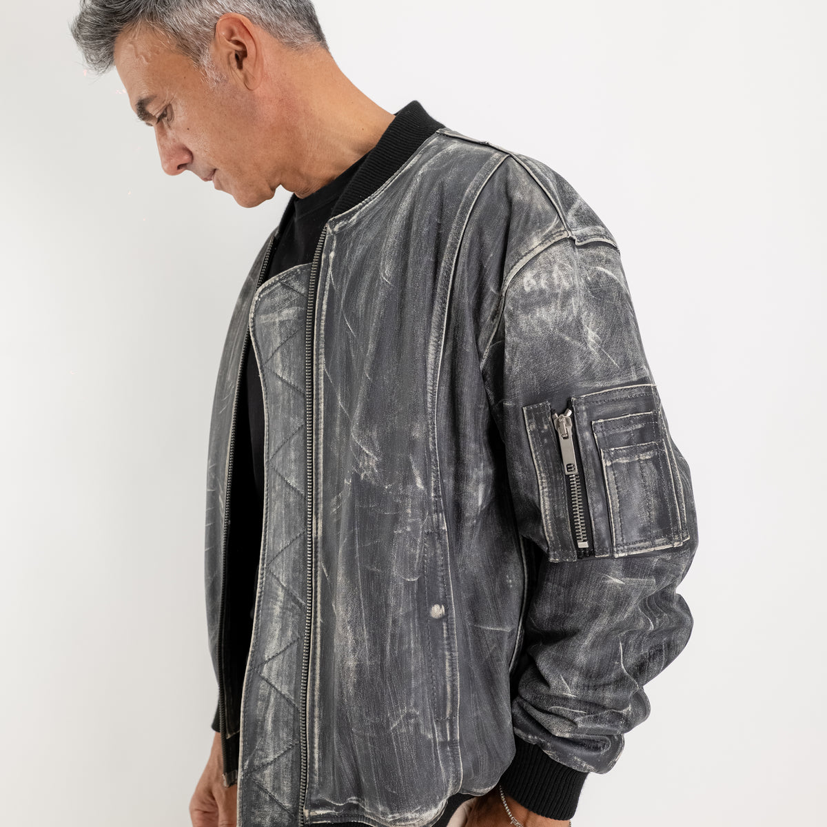 Bomber in Pelle Effetto Vintage Washed con Tasca Utility