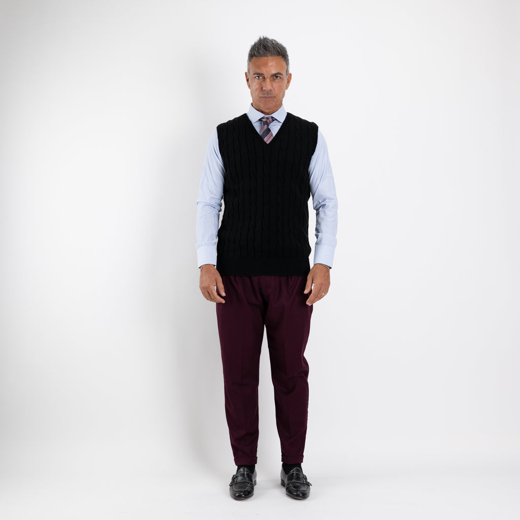 Gilet smanicato in filo maglia - Nero