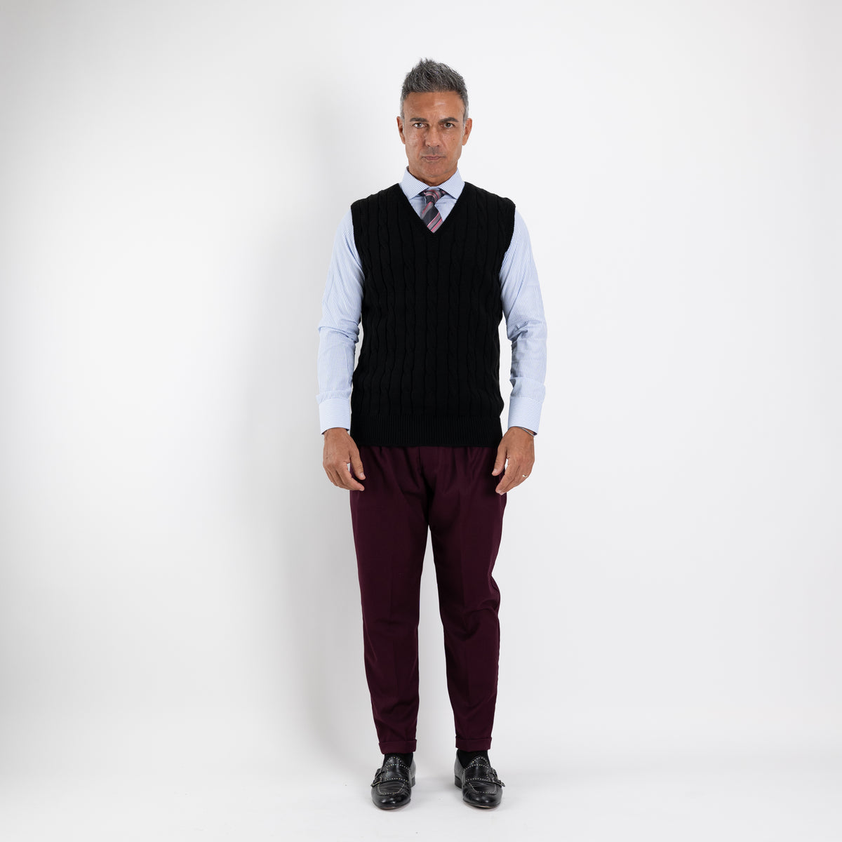 Gilet smanicato in filo maglia - Nero