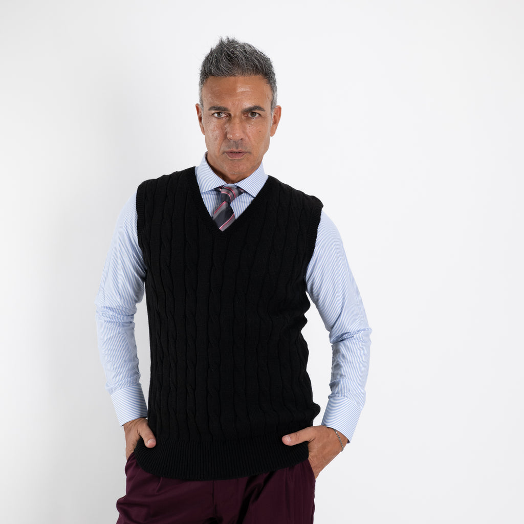 Gilet smanicato in filo maglia - Nero