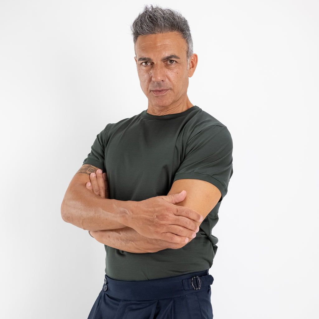 T-shirt in Filo di Scozia 2.0 con bordi a costina - Verde Militare