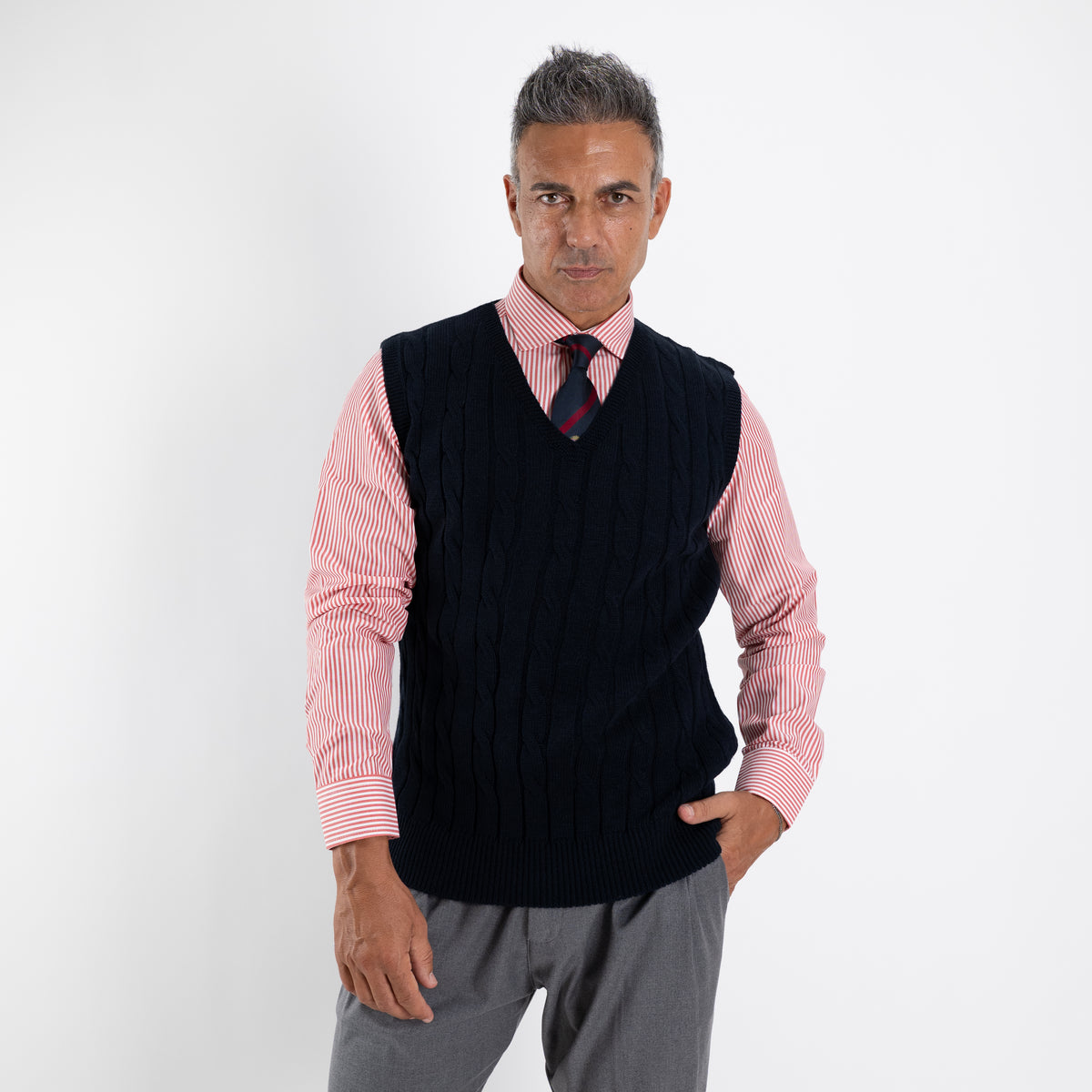 Gilet smanicato in filo maglia - Blu