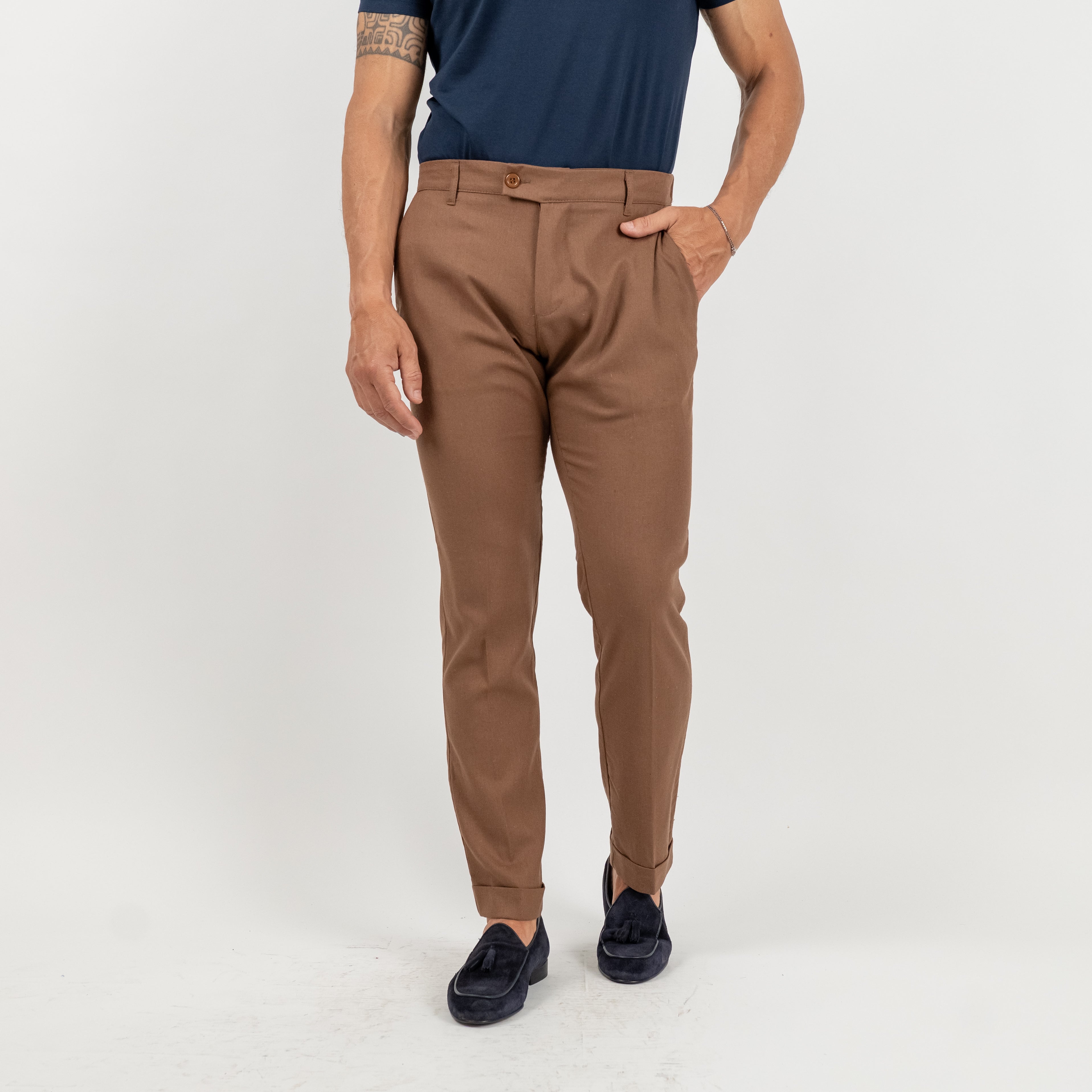 Pantalone con risvolto alto in lino - Marrone