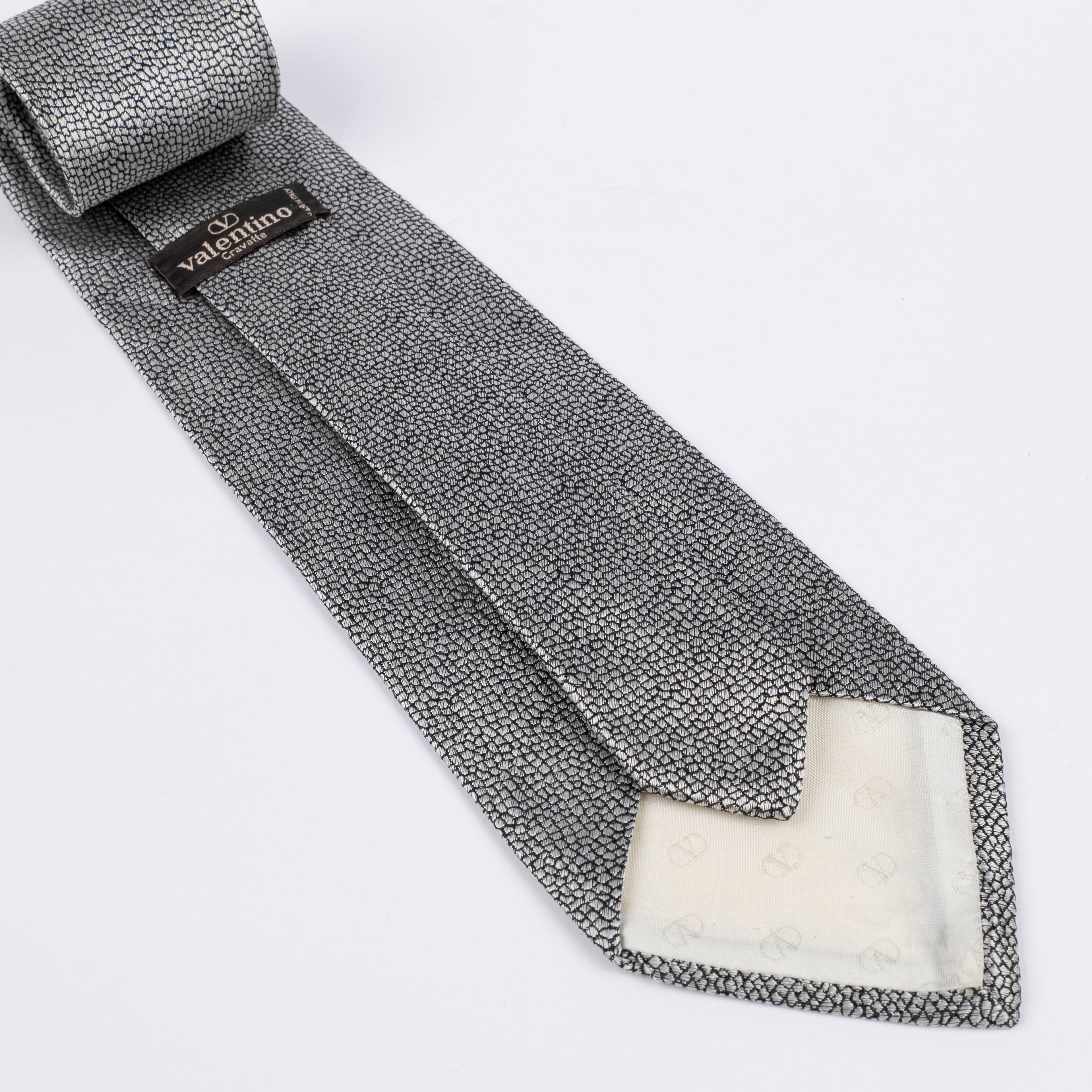 Cravatta in pura seta micro motivo jacquard | Emporio Cravatta in pura seta micro motivo jacquard | Emporio