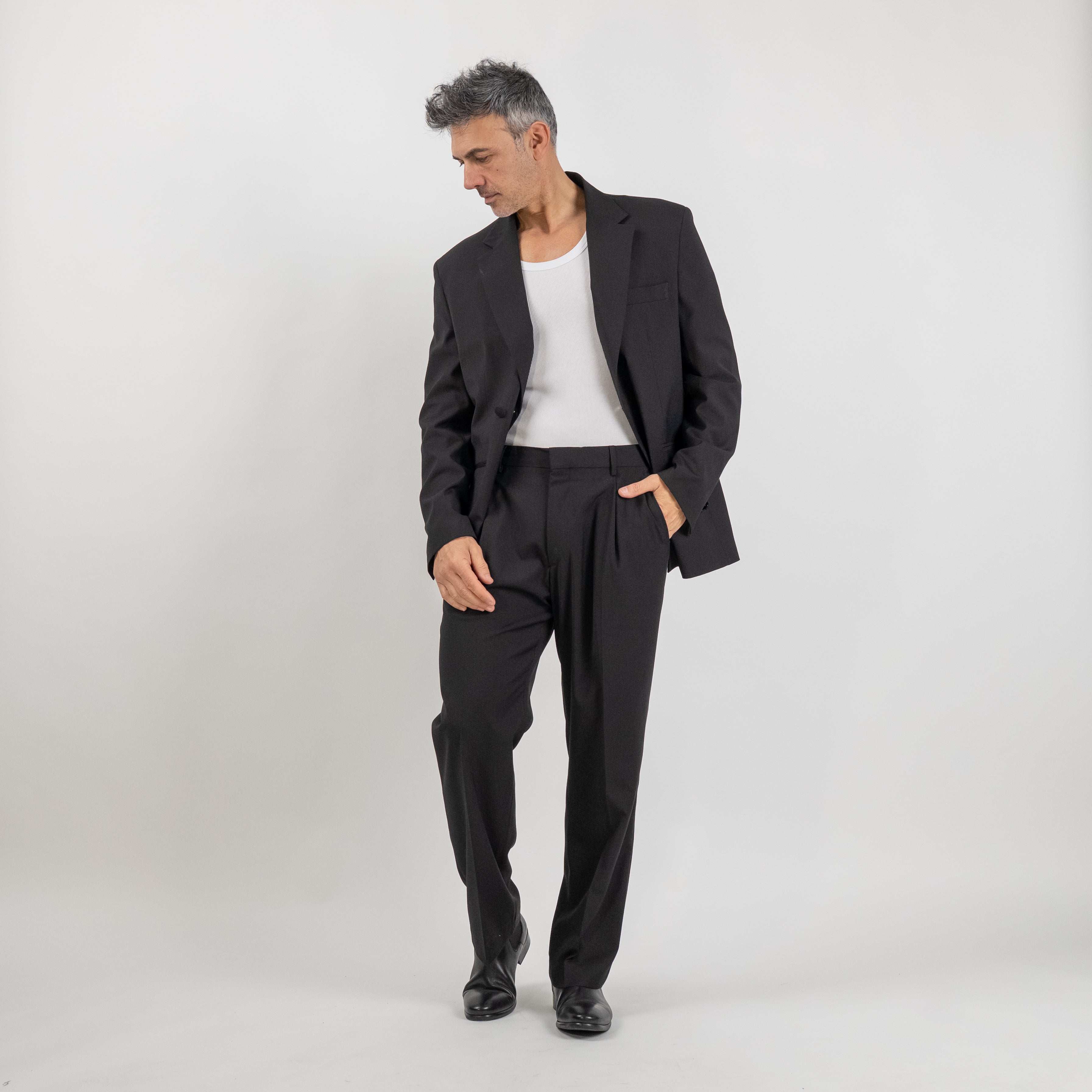 Oversized tailored suit with fabric button - Black