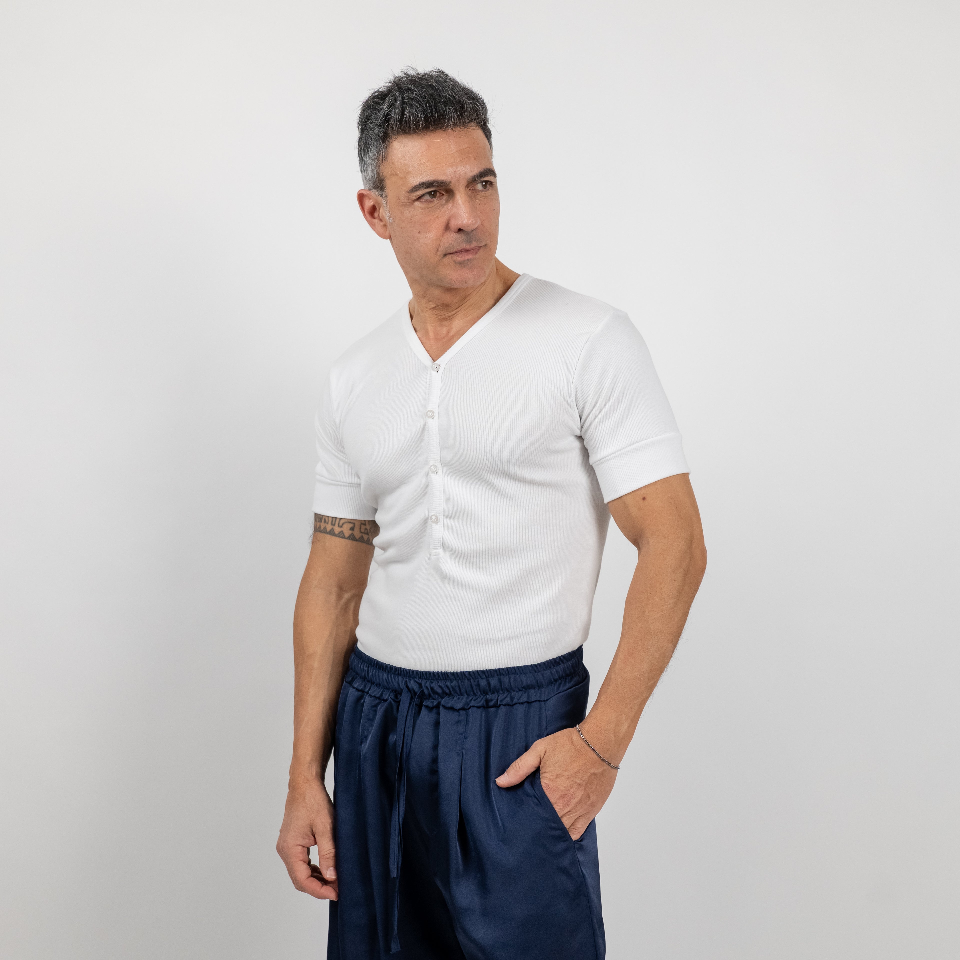 Camiseta henley de manga larga - Negro