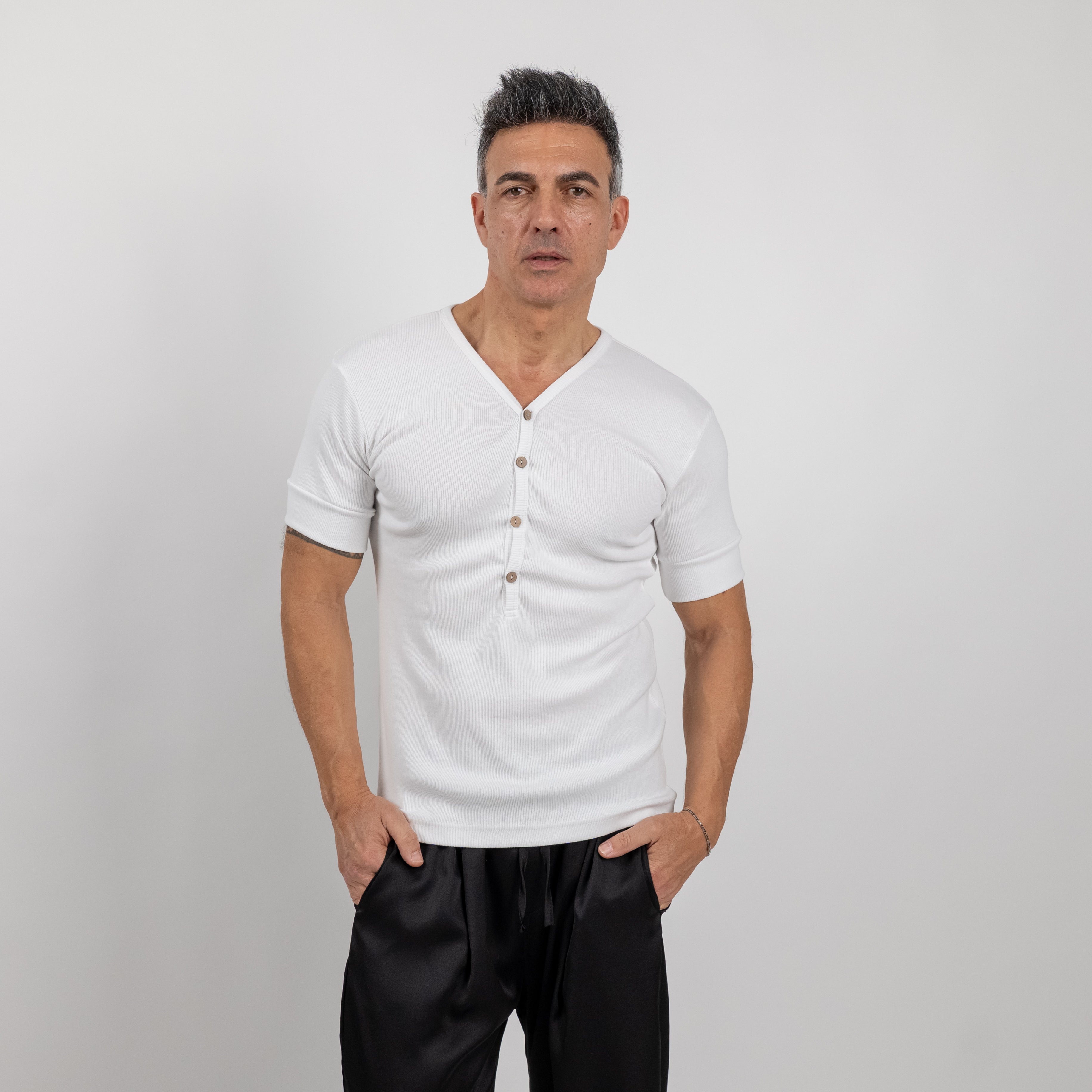 Camiseta henley de manga larga - Negro