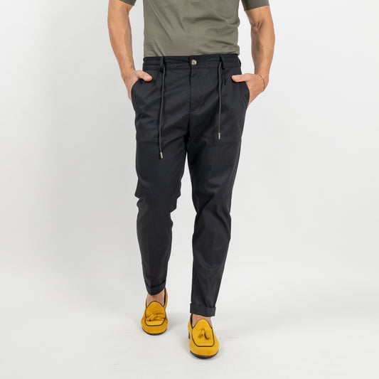 Pantalone gabardina con elastico sul retro - Nero