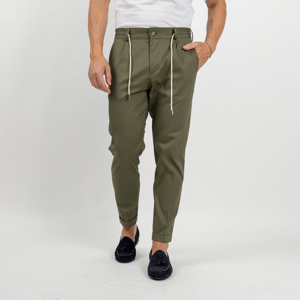 Pantalone gabardina con elastico sul retro - Verde Militare