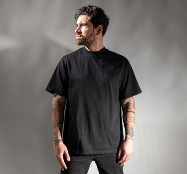 T-shirt con abrasione ai bordi - Nero