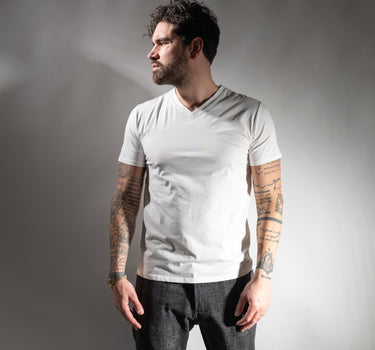 T-shirt scollo a V - Bianco