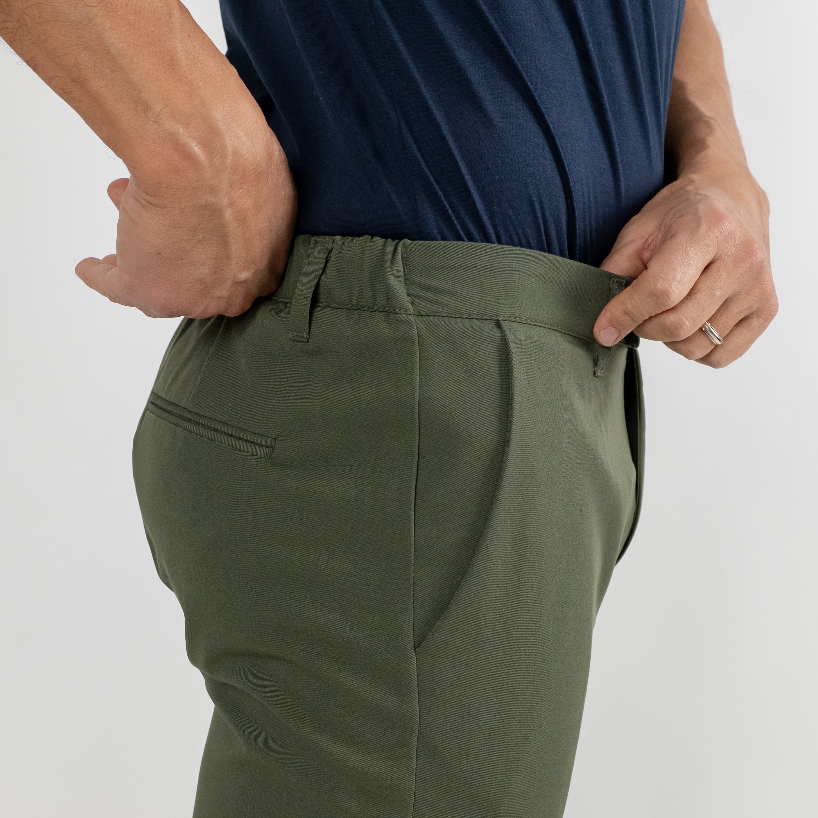 Pantalone classico con molla sul retro - Verde Militare
