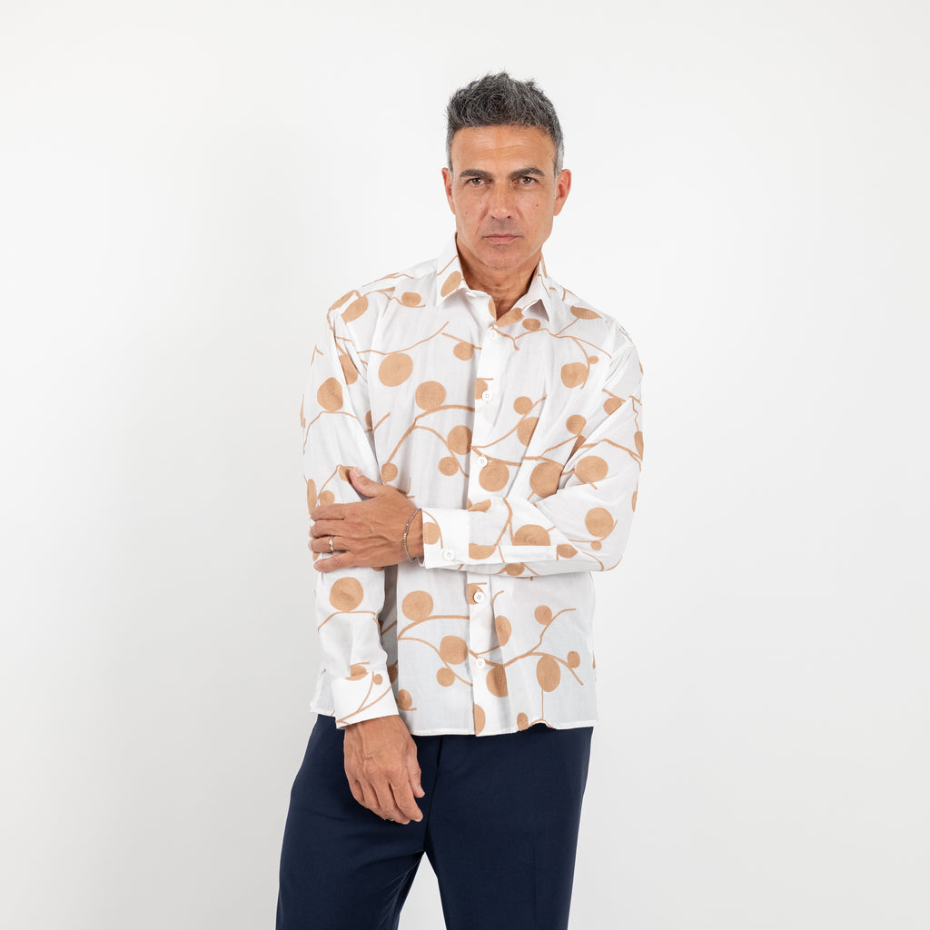 Shirt with raised embroidery - White