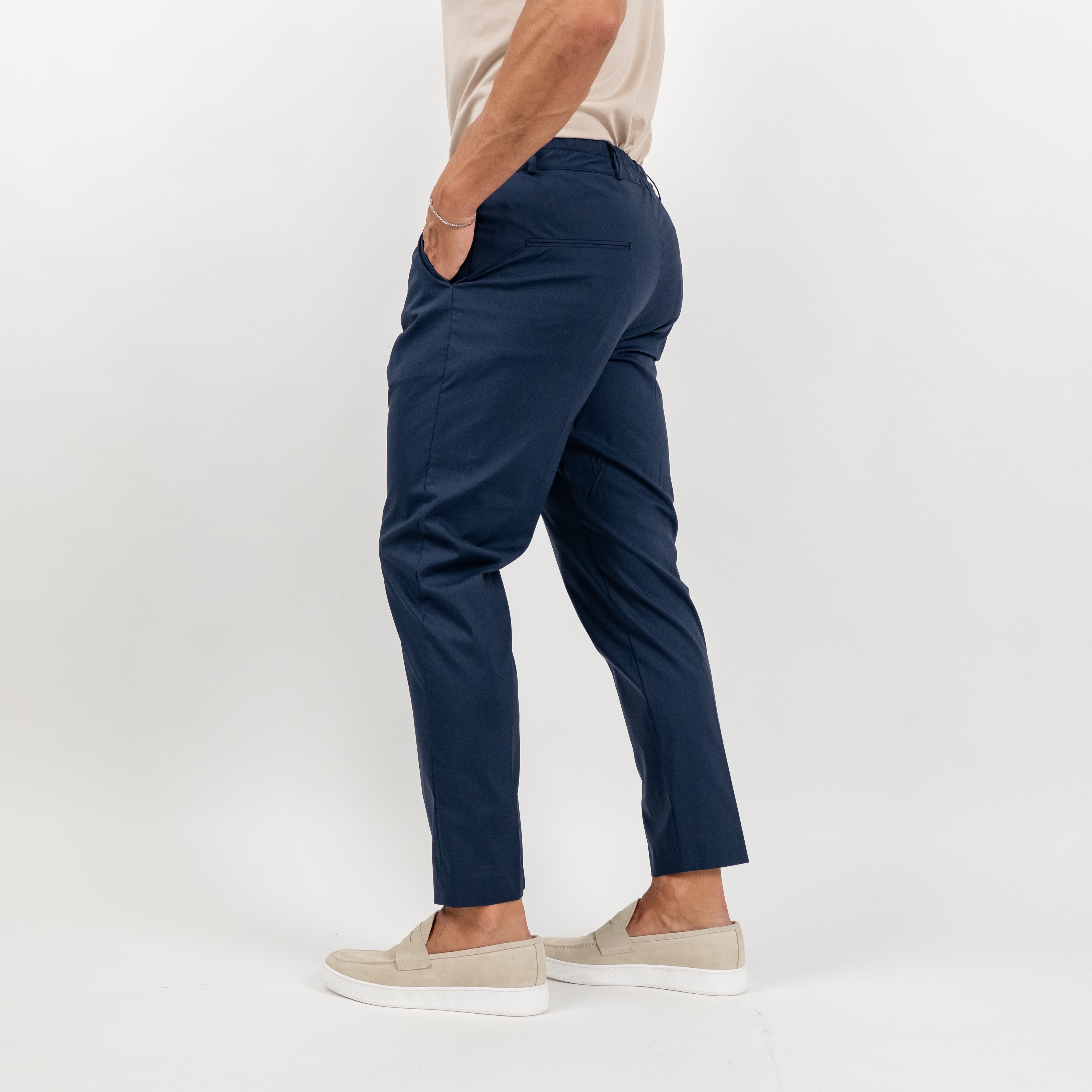 Pantalone slim fit con vita elasticizzata - Blu