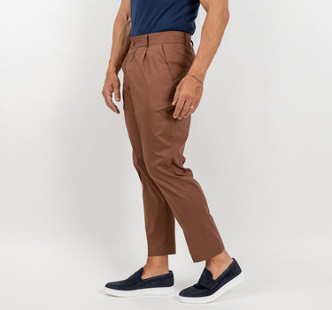 Pantalone slim fit con vita elasticizzata - Tabacco