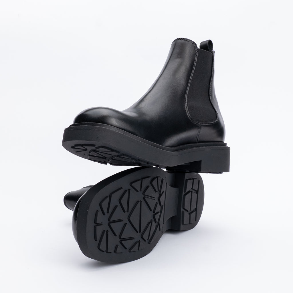 Double Buckle Suede Moccasin - Black