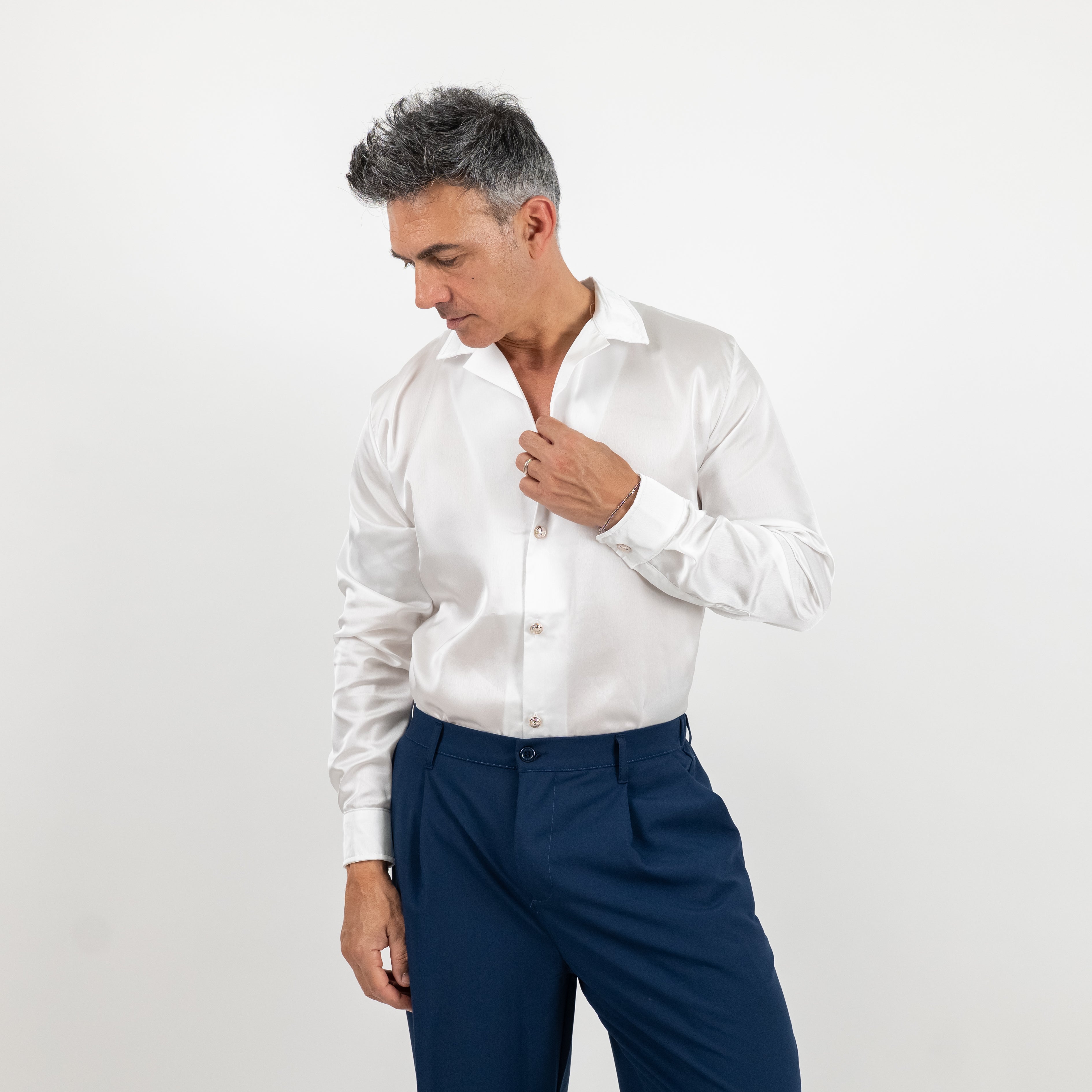 Camicia satin effetto raso con bottoni gioiello - Bianco
