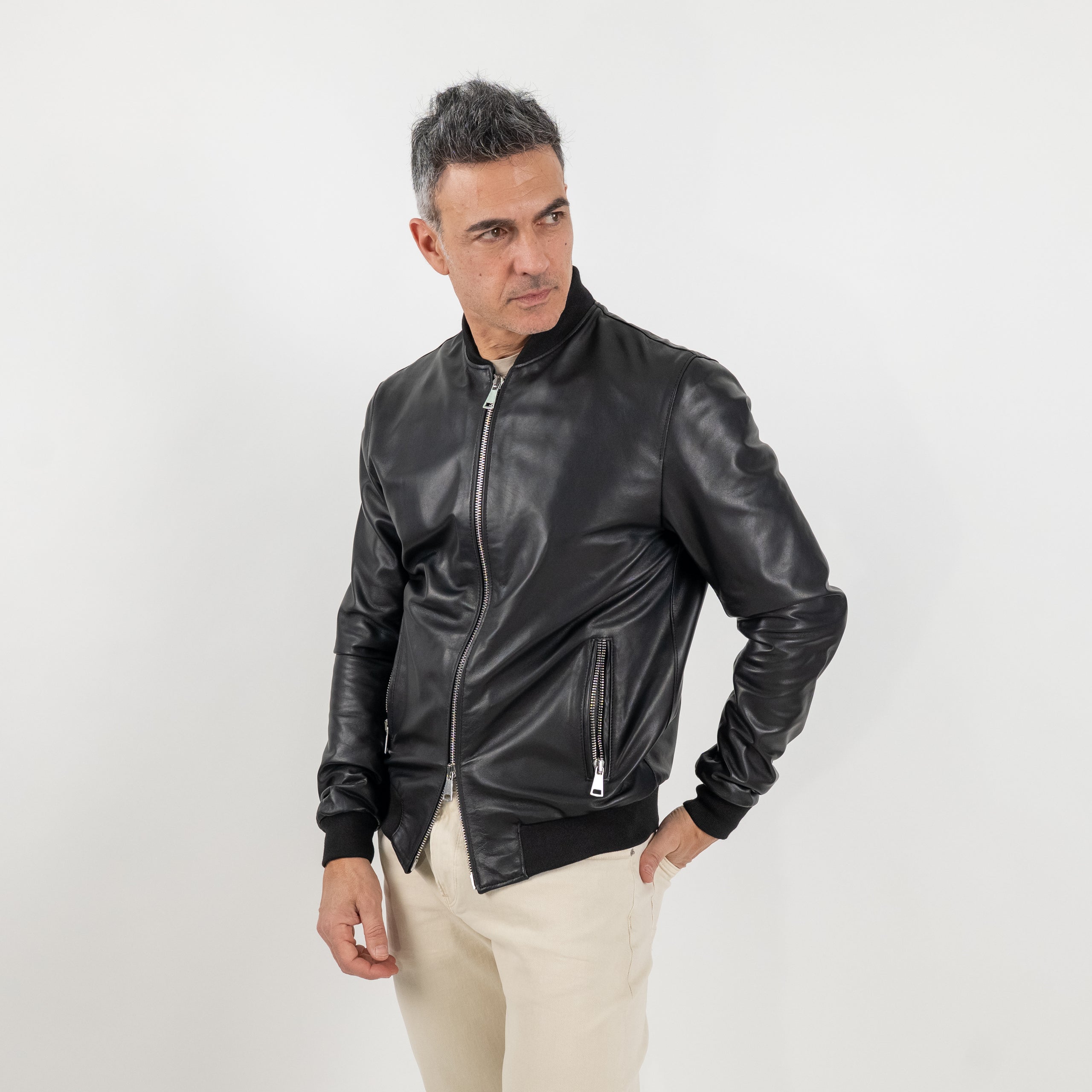 TUTTI I GIUBBOTTI IN VERA PELLE