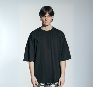 T-shirt oversize con cucitura a rilievo sul retro - Nero