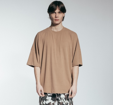 T-shirt oversize con cucitura a rilievo sul retro - Camel