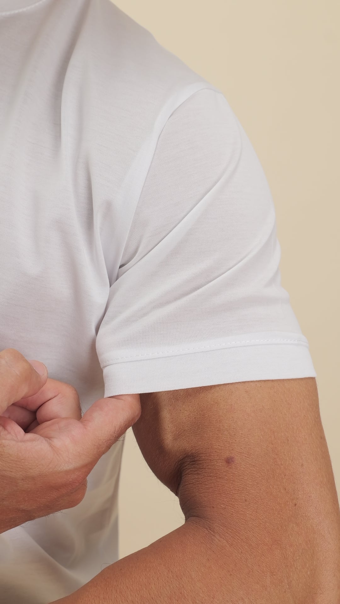T-shirt in Filo di Scozia 2.0 con bordi a costina - Bianco