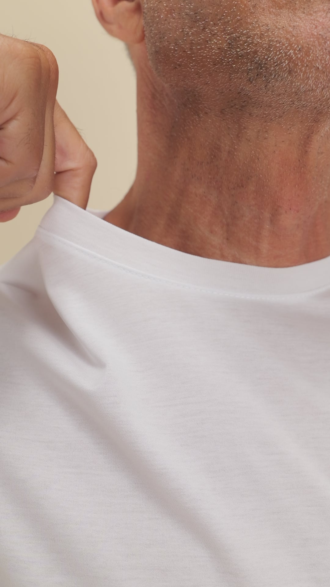 T-shirt in Filo di Scozia 2.0 con bordi a costina - Bianco