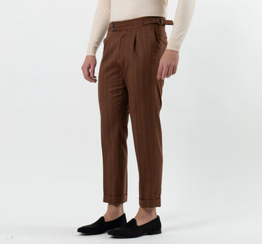 Pantalone rigato con fibbia - Marrone